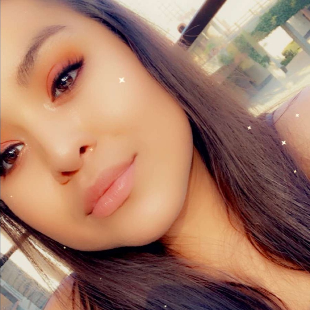Meet your Posher, Natalie